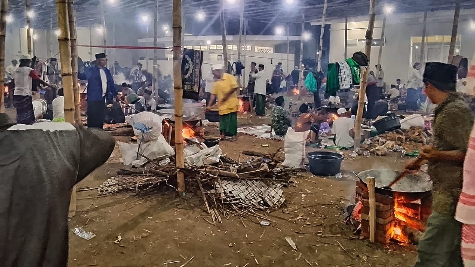 Minyak 1000 Hajat, Tradisi Sakral Menyatukan Doa dan Pengobatan