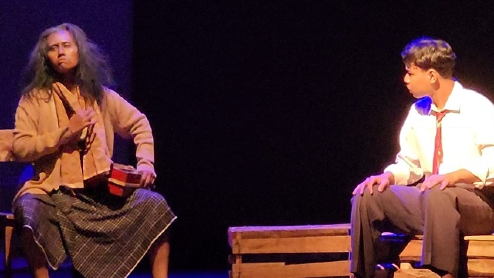 Riuh Rendah Para Supporting: Menjaga Tubuh Kolektif Lakon Borka 2025