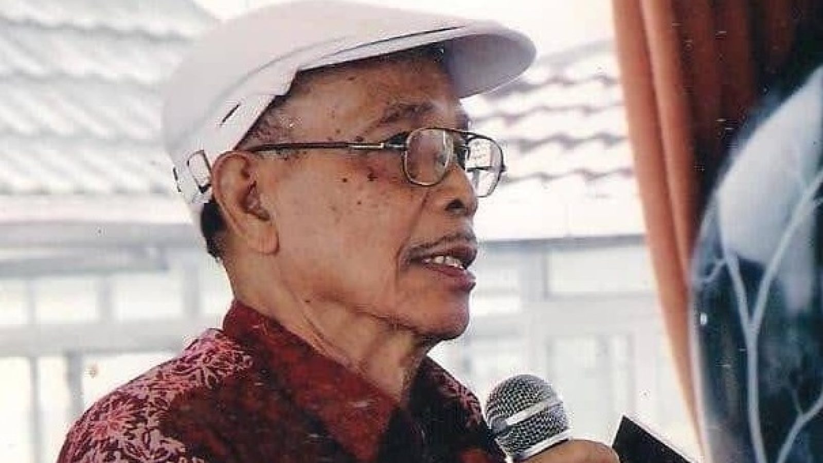 Puisi Dienullah Rayes