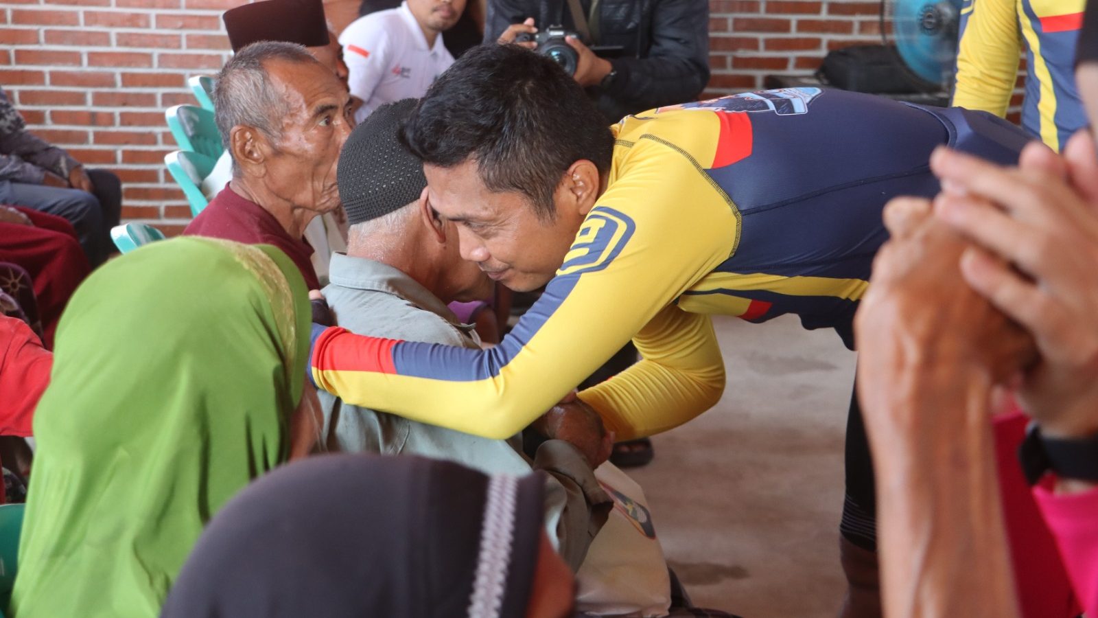 Gowes Kamtibmas Jilid 30, Kapolres Lombok Utara Sambangi Desa Santong Mulia