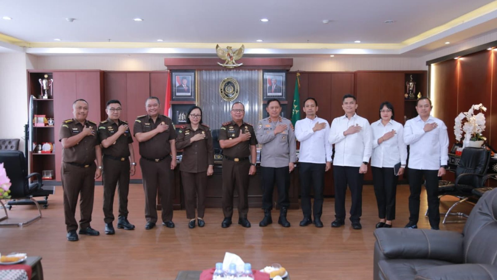 Kapolda NTB Silaturahmi ke Kajati NTB, Perkuat Sinergi Penegakan Hukum