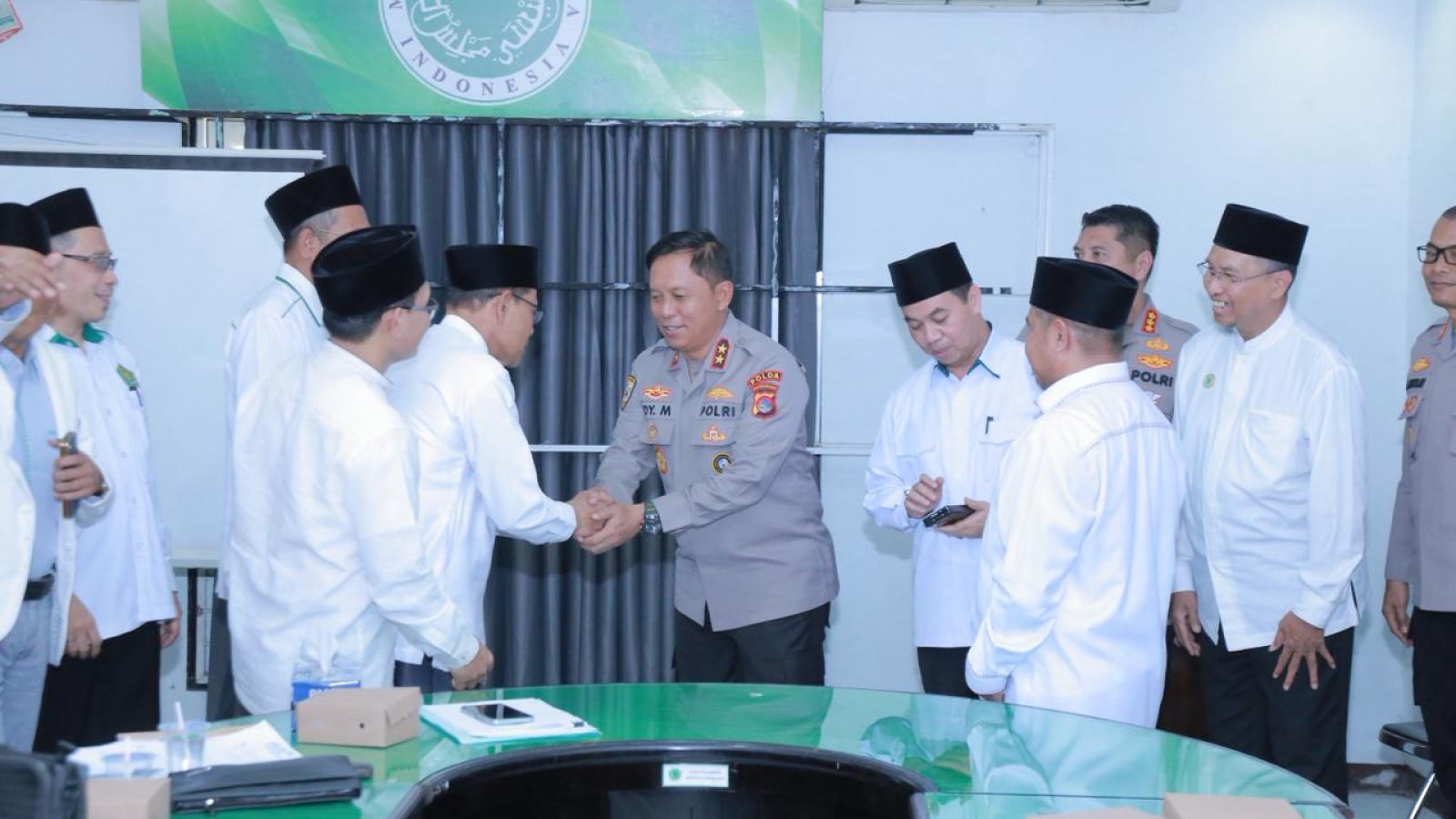 Silaturahmi Kapolda NTB ke MUI, Ulama Diajak Jaga NTB Tetap Sejuk