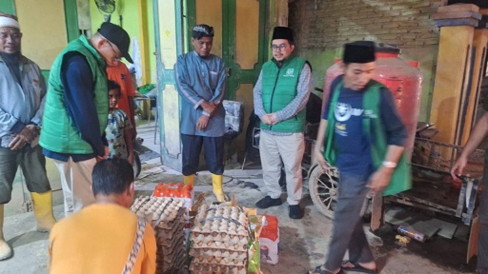 PBNW dan LAZAH NW Salurkan Bantuan Kemanusiaan untuk Korban Bencana di Aceh Timur dan Aceh Tamiang