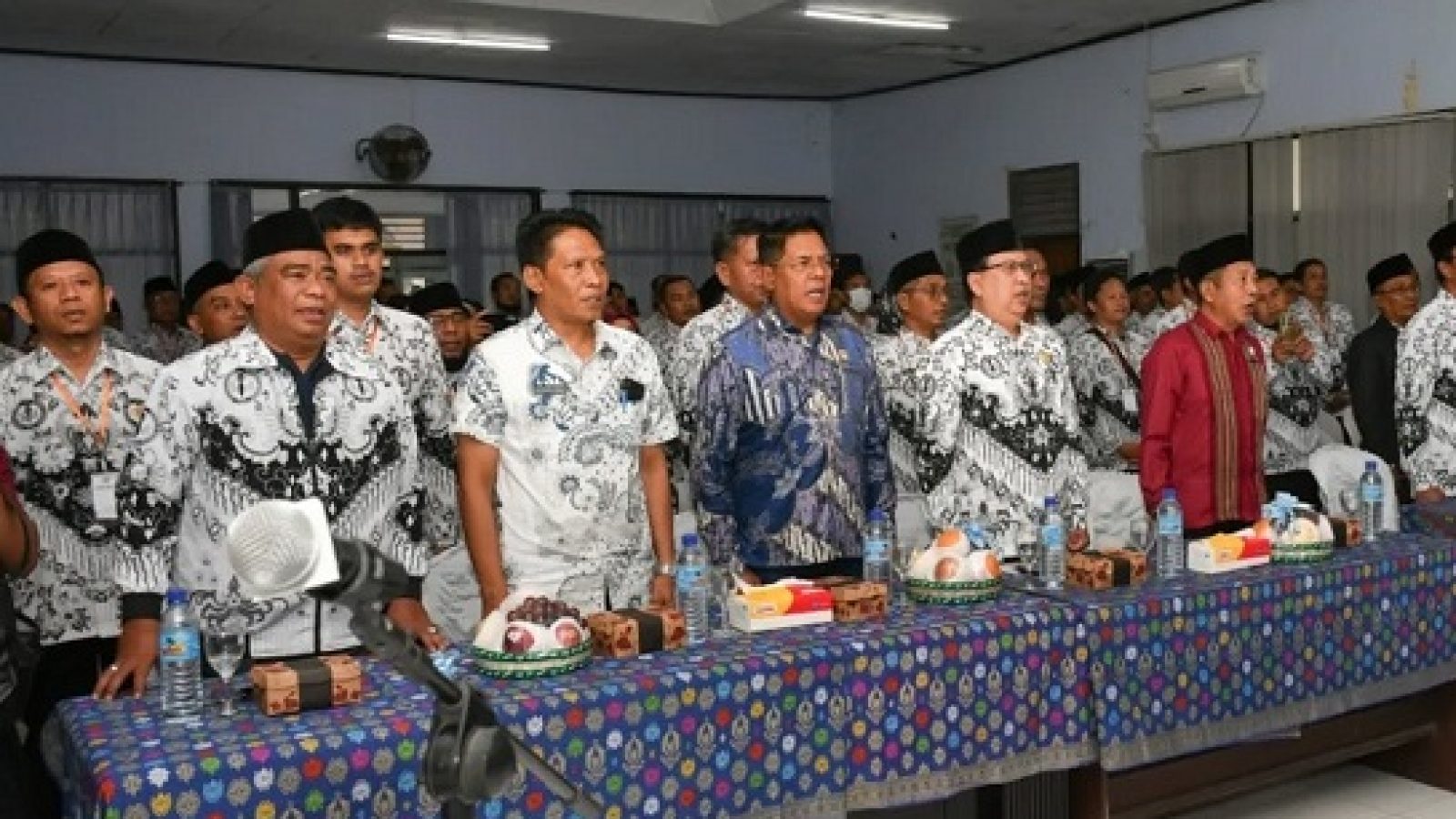 Bupati Lotim : Guru Dituntut Beradaptasi dengan Perkembangan Zaman