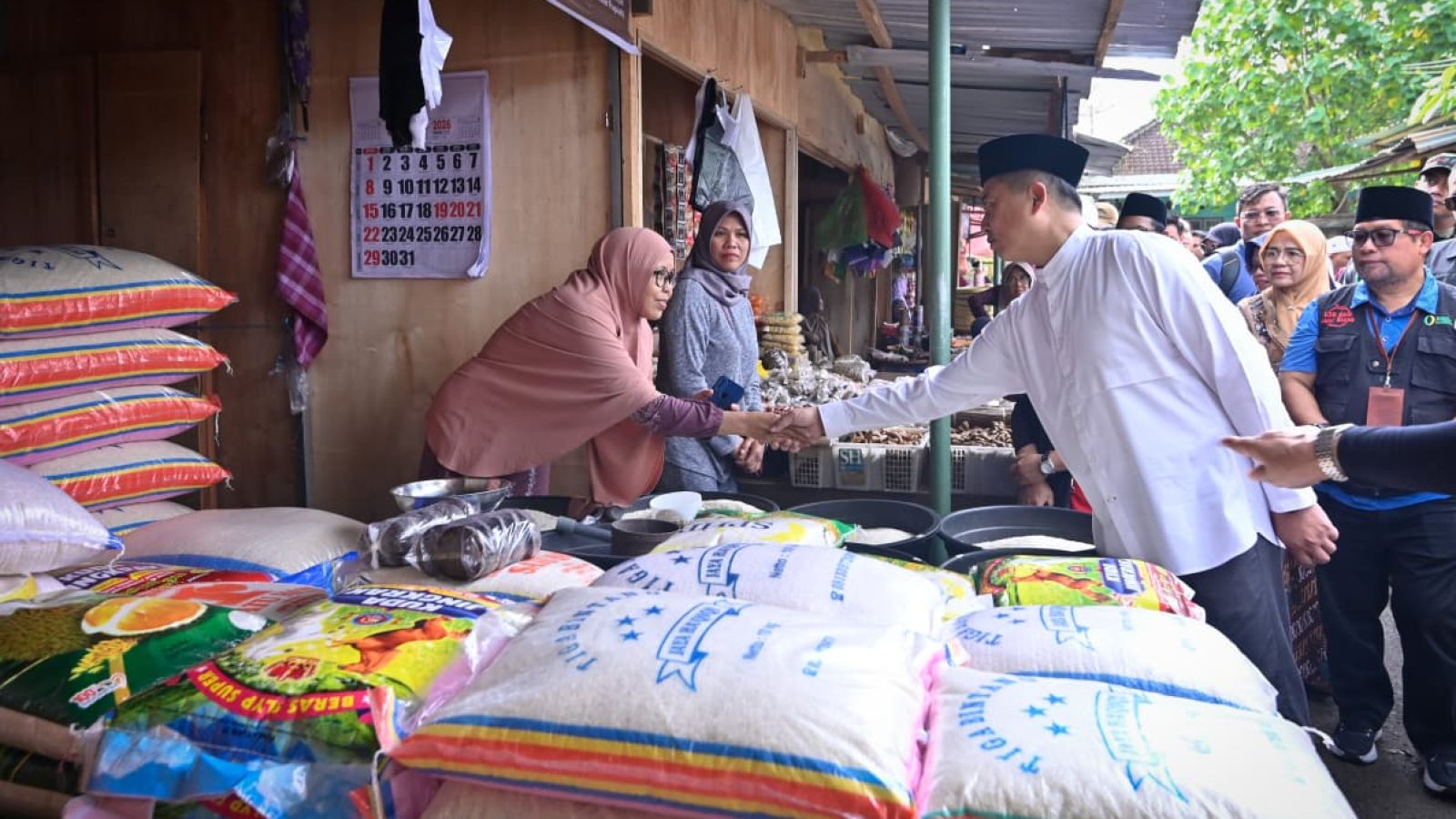 Safari Ramadhan di KSB, Gubernur NTB Dorong Penguatan Produksi Hortikultura