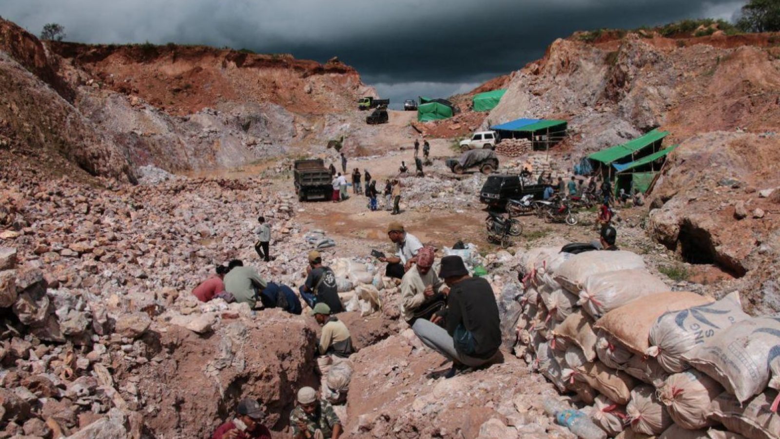 Dongkrak PAD NTB, Pemprob Matangkan Regulasi Pertambangan Rakyat