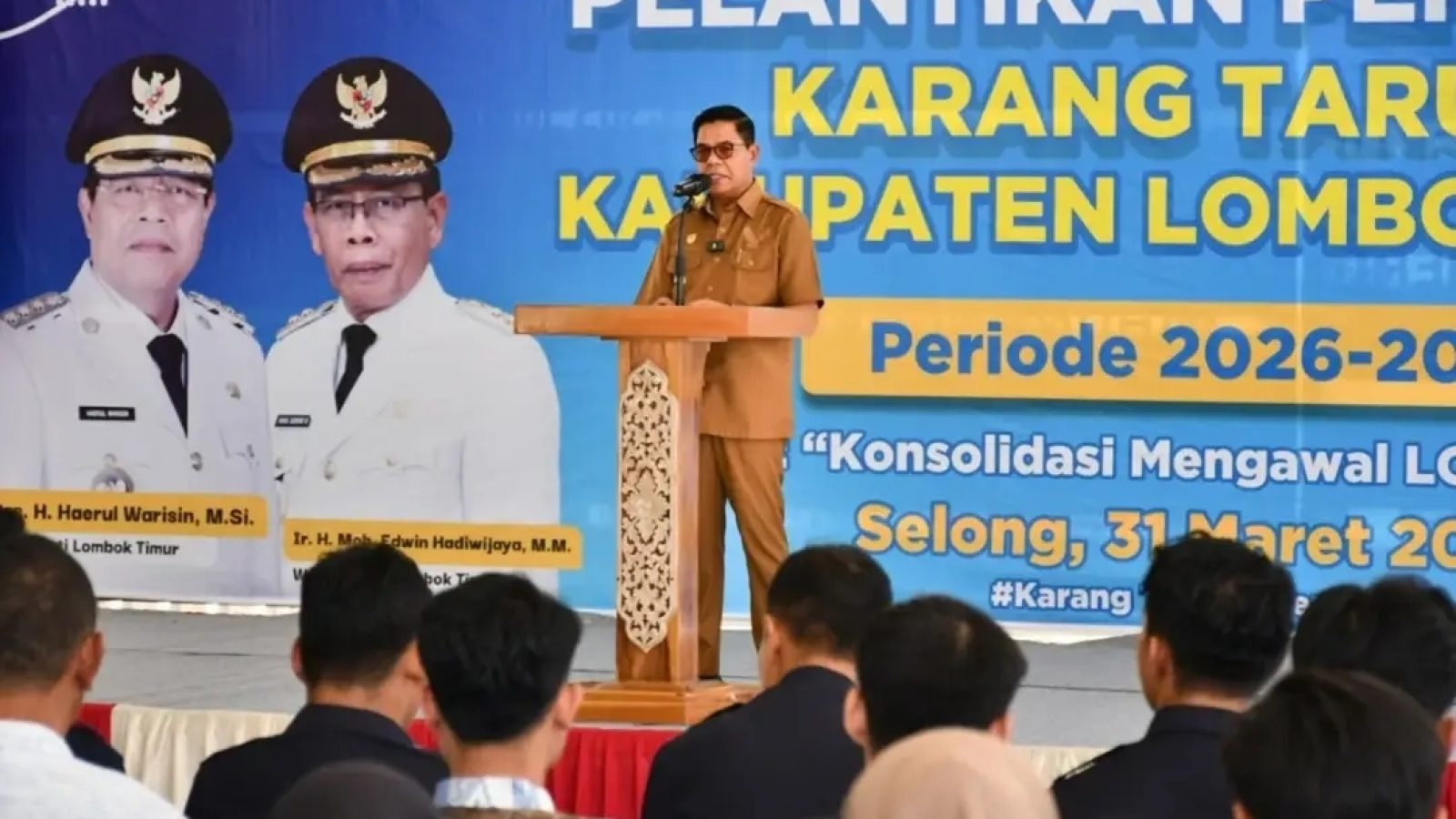 Lantik Pengurus Karang Taruna Patuh Karya, Bupati Lotim Tekankan Dedikasi