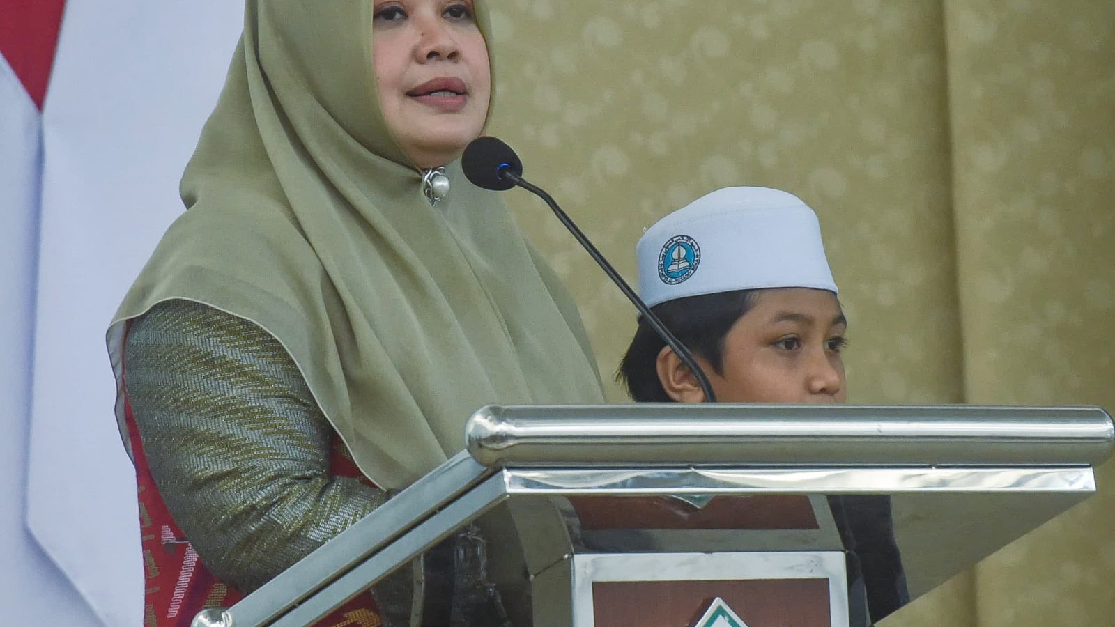 Wagub Umi Dinda Ajak Warga Dompu di Mataram Pererat Persatuan 