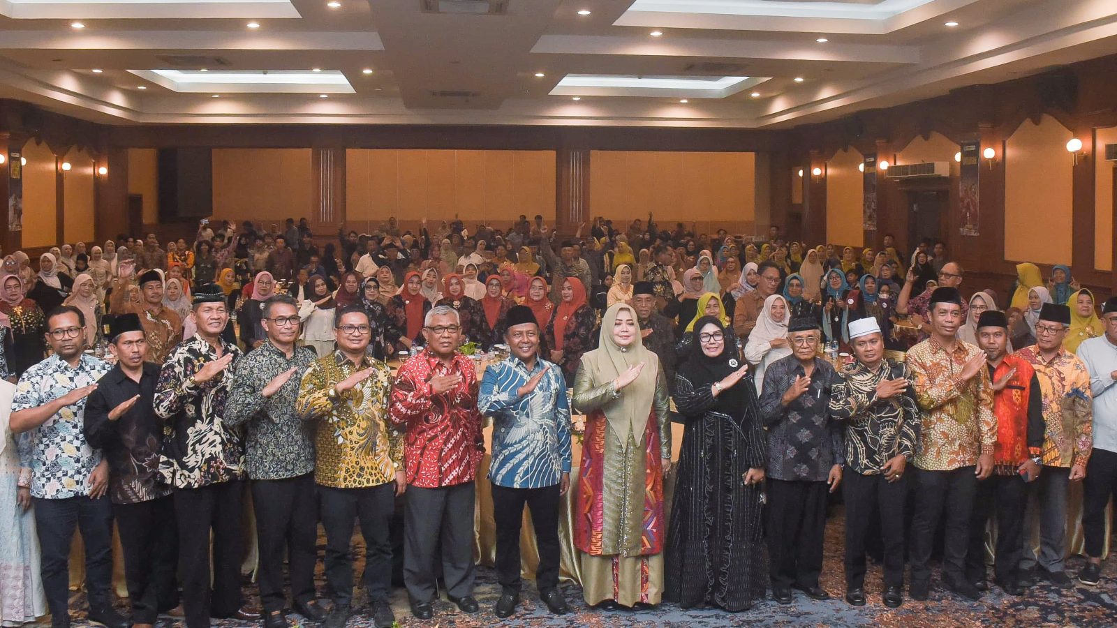 Halal Bihalal Himpunan Keluarga Sumbawa Barat, Ajang Perkuat Silaturahmi dan Inspirasi Pembangunan Daerah