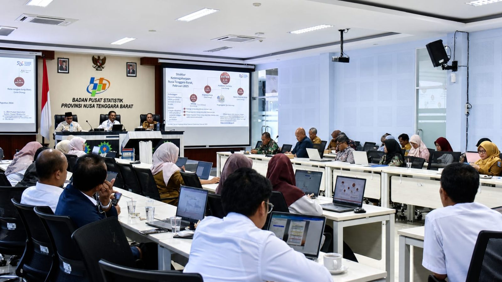 Ekonomi NTB Tumbuh 13,64 Persen, Pengangguran Terbuka Turun