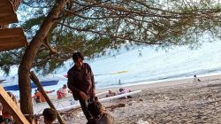Menunggu Senja, Menanti Sunset di Pantai Kuranji