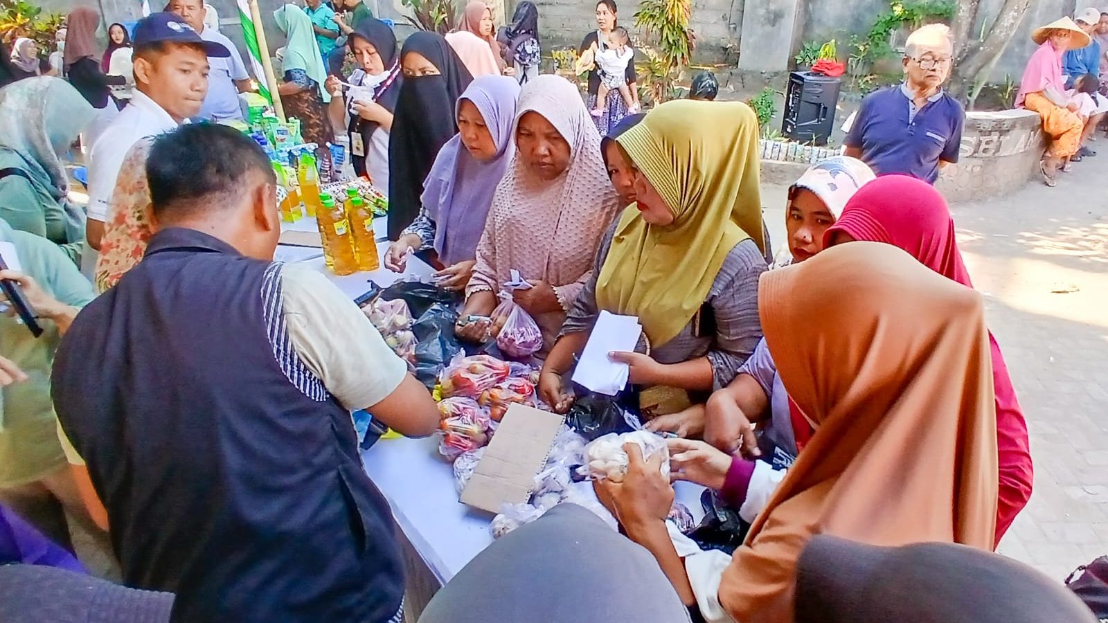 Jaga Stabilitas Harga Pangan, Pemprov NTB Gencarkan GPM di Wilayah Miskin Ekstrem