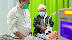 Menhan Jenguk Tuan Guru Bagu, Kondisinya Membaik