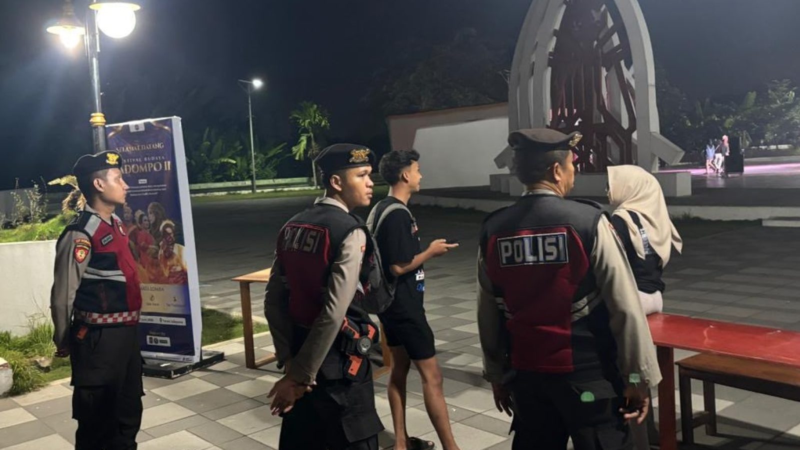 Patroli Malam Polda NTB Sasar Jalur Udayana, Kenalkan Layanan Call Center 110