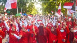 Sambut HUT Ke-81 RI, Ribuan Bendera Merah Putih Dibagikan kepada Masyarakat