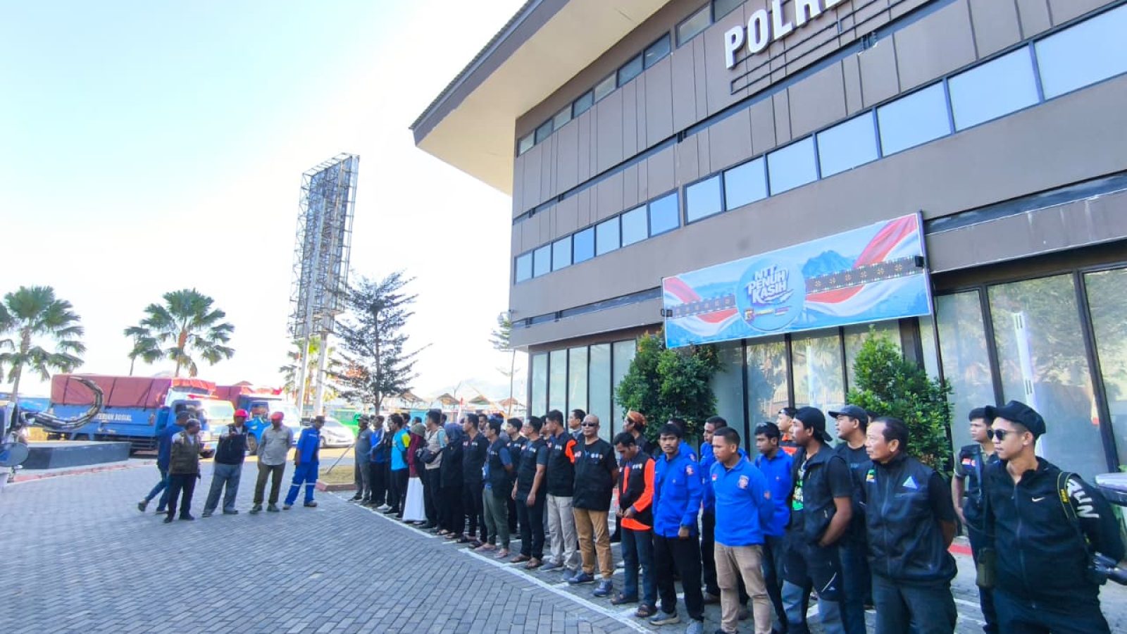 Tim Solidaritas NTB Mulai Bergerak di NTT