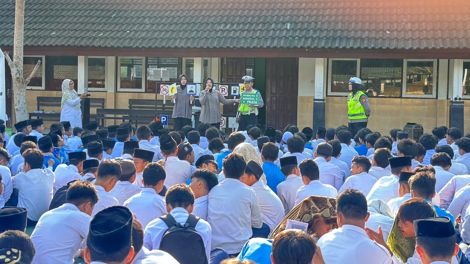 Ini Cara Polda NTB Tanamkan Kesadaran Tertib Berlalu Lintas Sejak Dini
