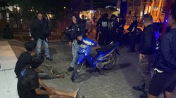 Respon Cepat Laporan 110, Tim URC Puma Polda NTB Bubarkan Pesta Miras 