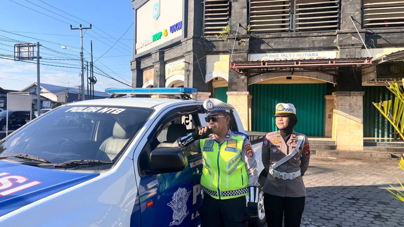 Ditlantas Polda NTB Gencarkan Penerangan Keliling di Kota Mataram