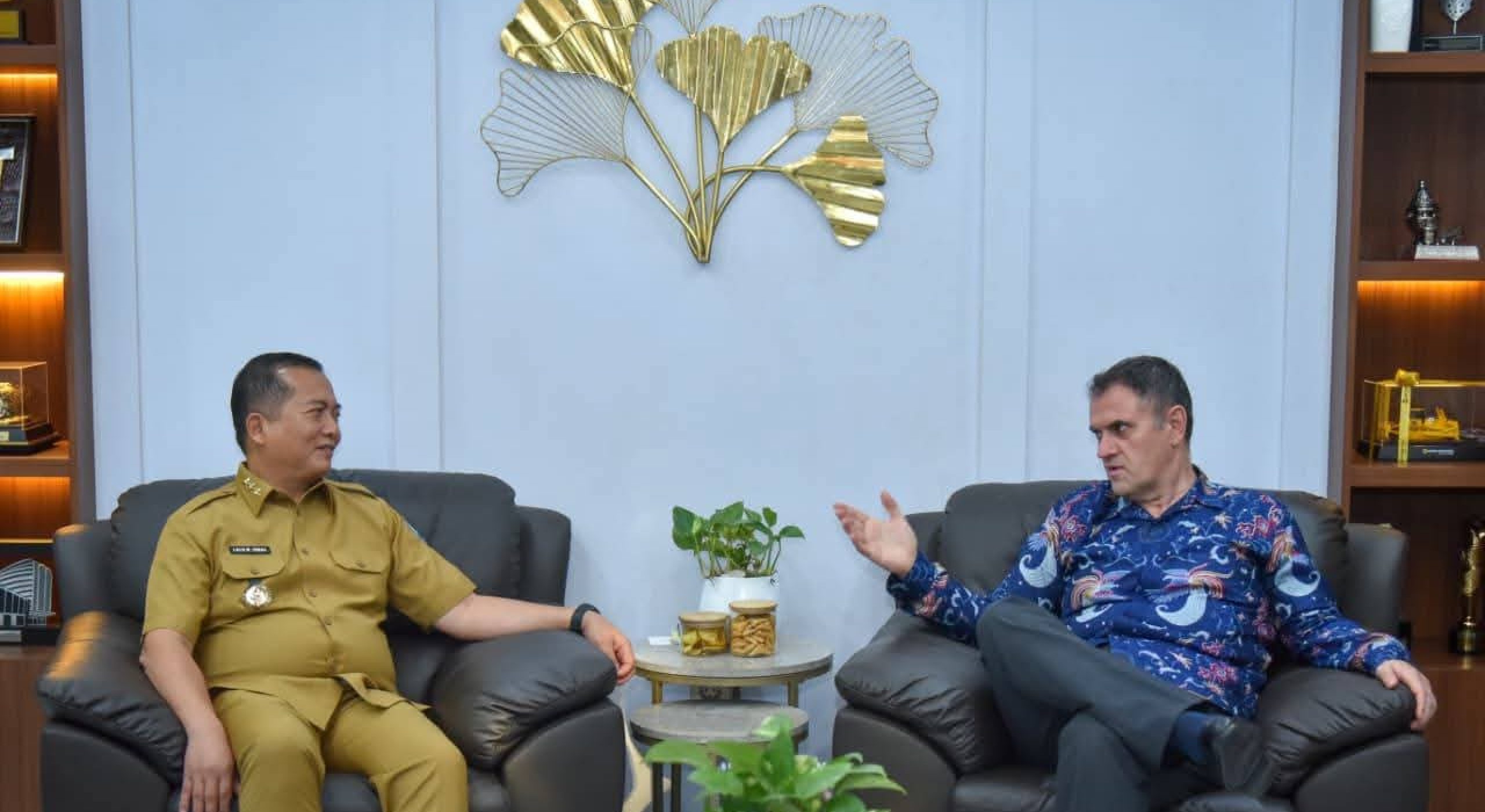 Kunjungi NTB, Rumania Jajaki Kerja Sama Energi Terbarukan