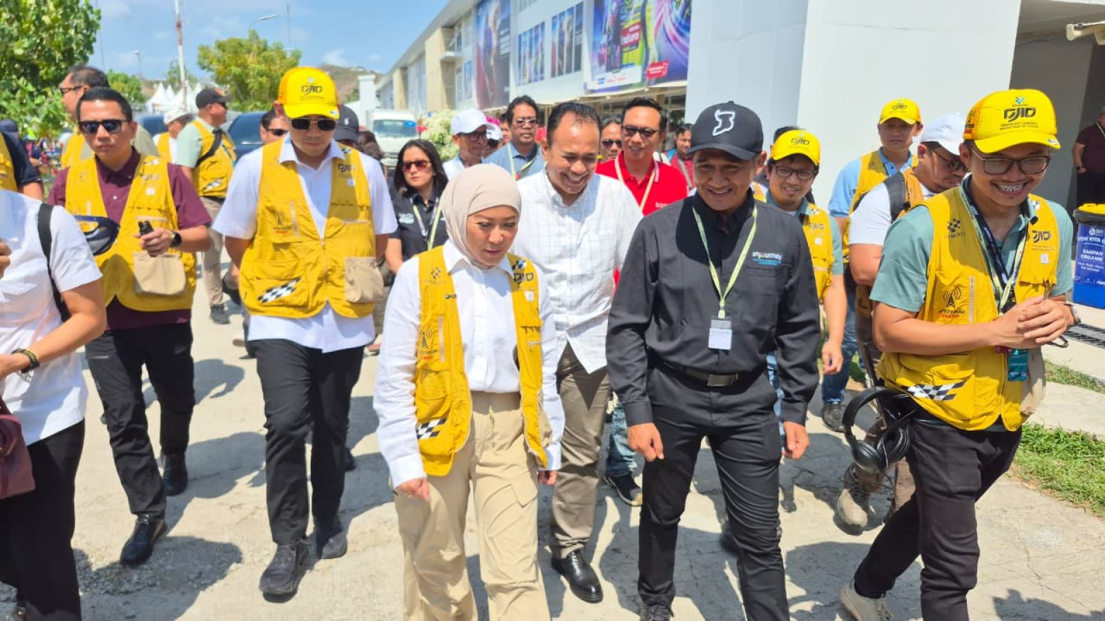 Menteri Meutya Hafid Pastikan Sistem Komunikasi MotoGP Mandalika Tanpa Gangguan