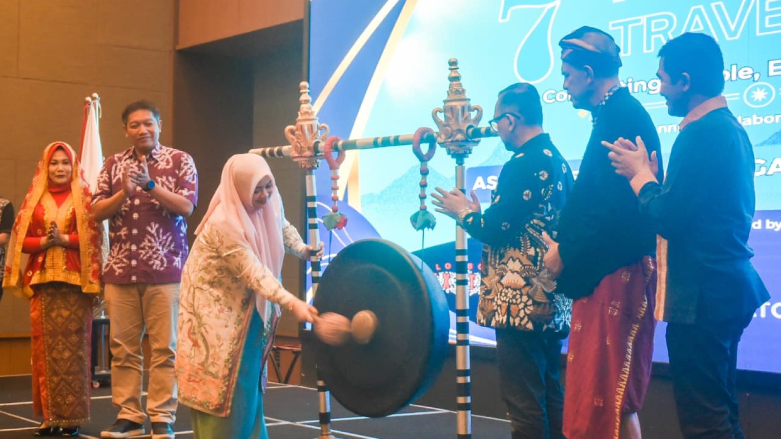 Wagub NTB Buka Rinjani Travel Mart, Bidik Pasar Internasional