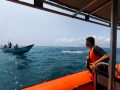 Tim SAR Gabungan Cari Pemancing Jatuh dari Tebing Pantai Lancing