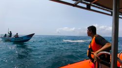 Tim SAR Gabungan Cari Pemancing Jatuh dari Tebing Pantai Lancing