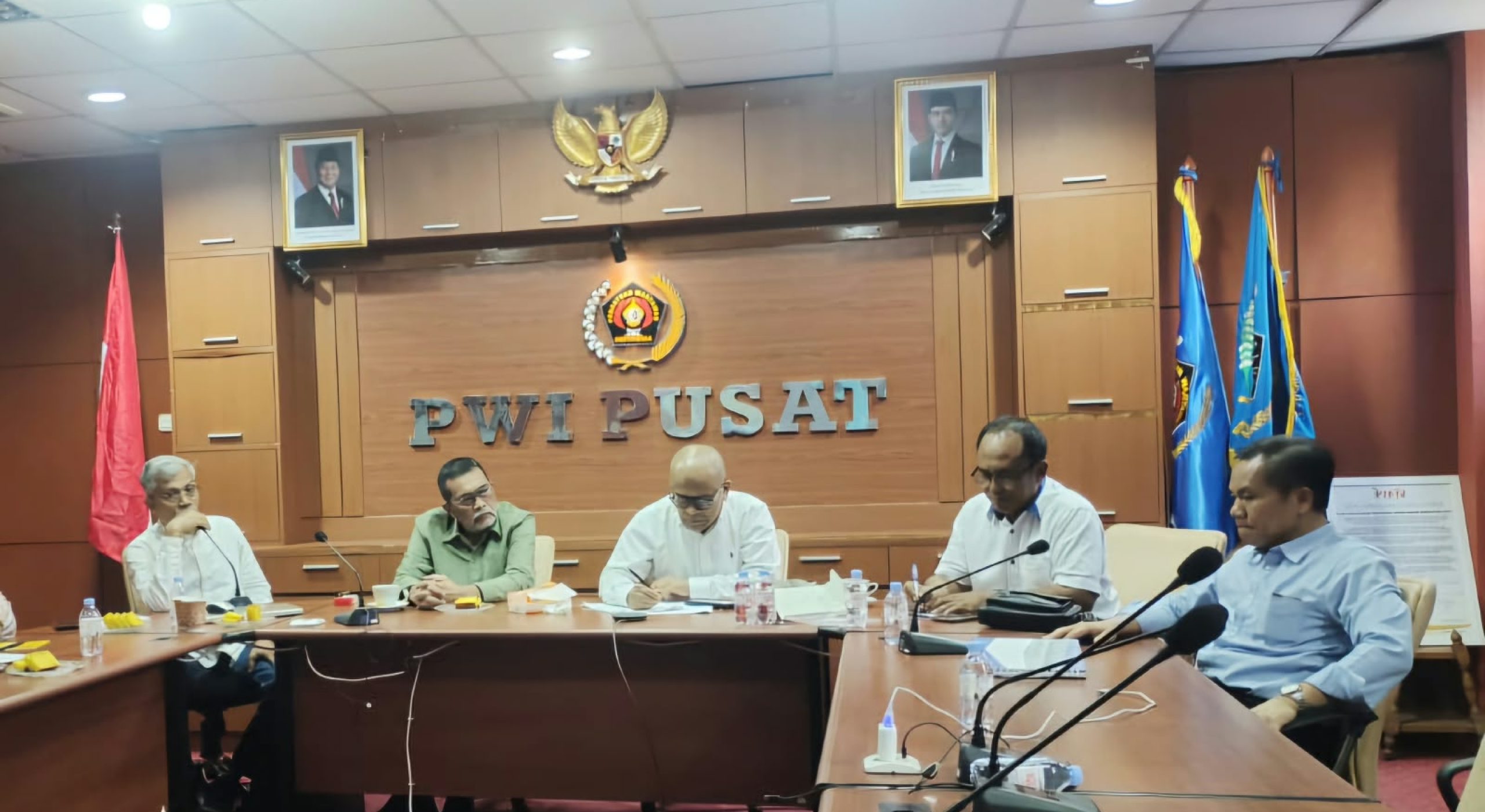 Dinilai Melanggar AD/ART, KEJ, KPW dan PO PWI,  DK Berhentikan Penuh Firdaus Sebagai Anggota PWI
