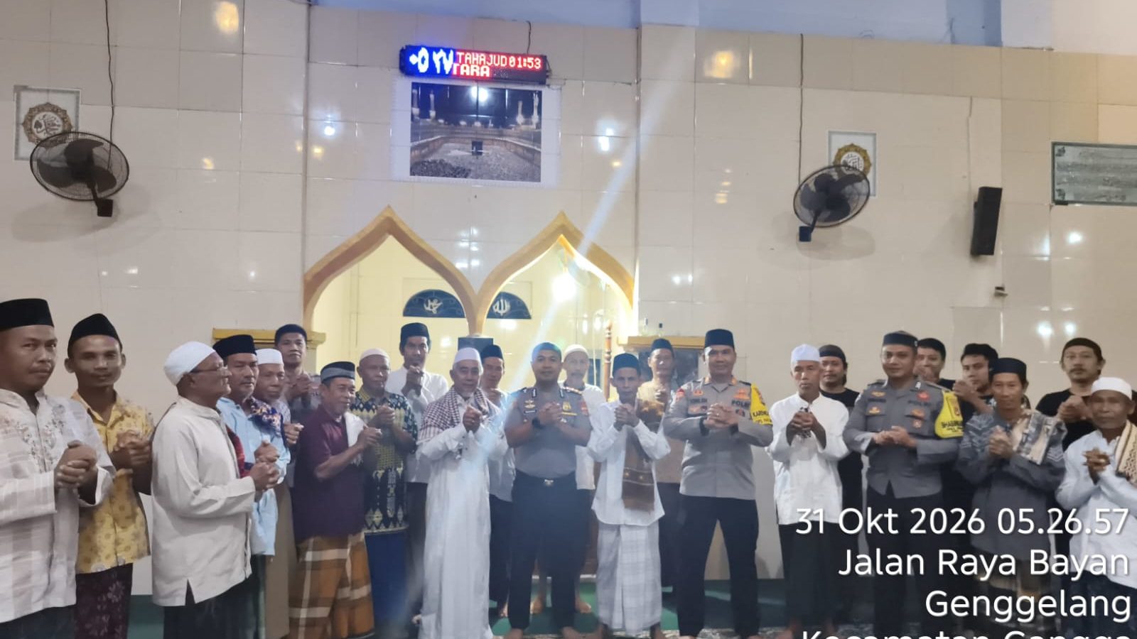 Subuh Kelilimg Kapolres Lombok Utara Perkuat Kedekatan Polri dengan Masyarakat